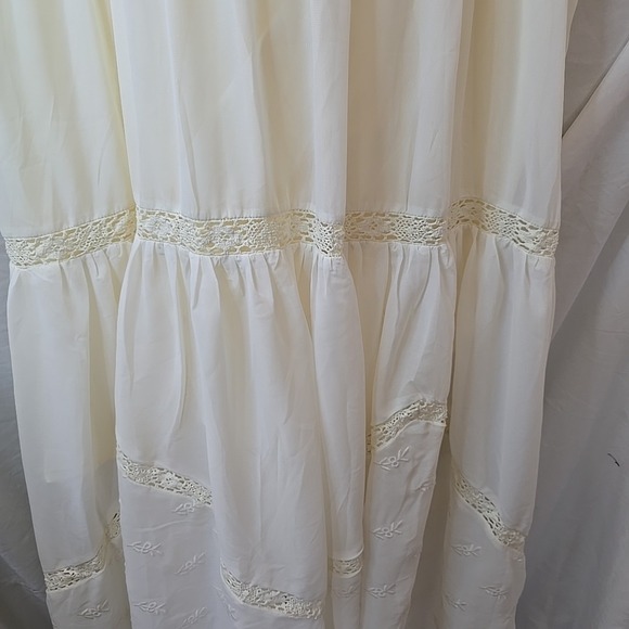 Overall Boho Cream Maxi Dress - Picture 5 of 16